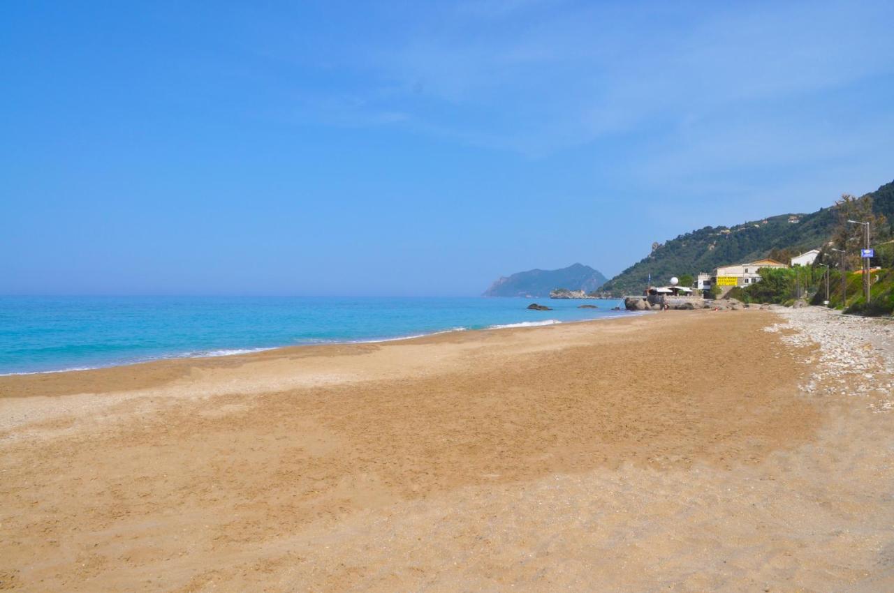Natalia Apartment B With Panoramic Sea Views Of Agios Gordios Bay Exterior photo