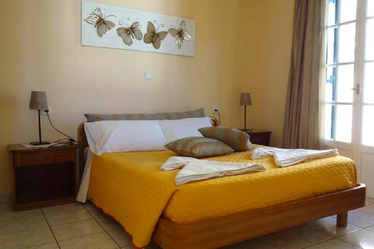 Natalia Apartment B With Panoramic Sea Views Of Agios Gordios Bay Exterior photo
