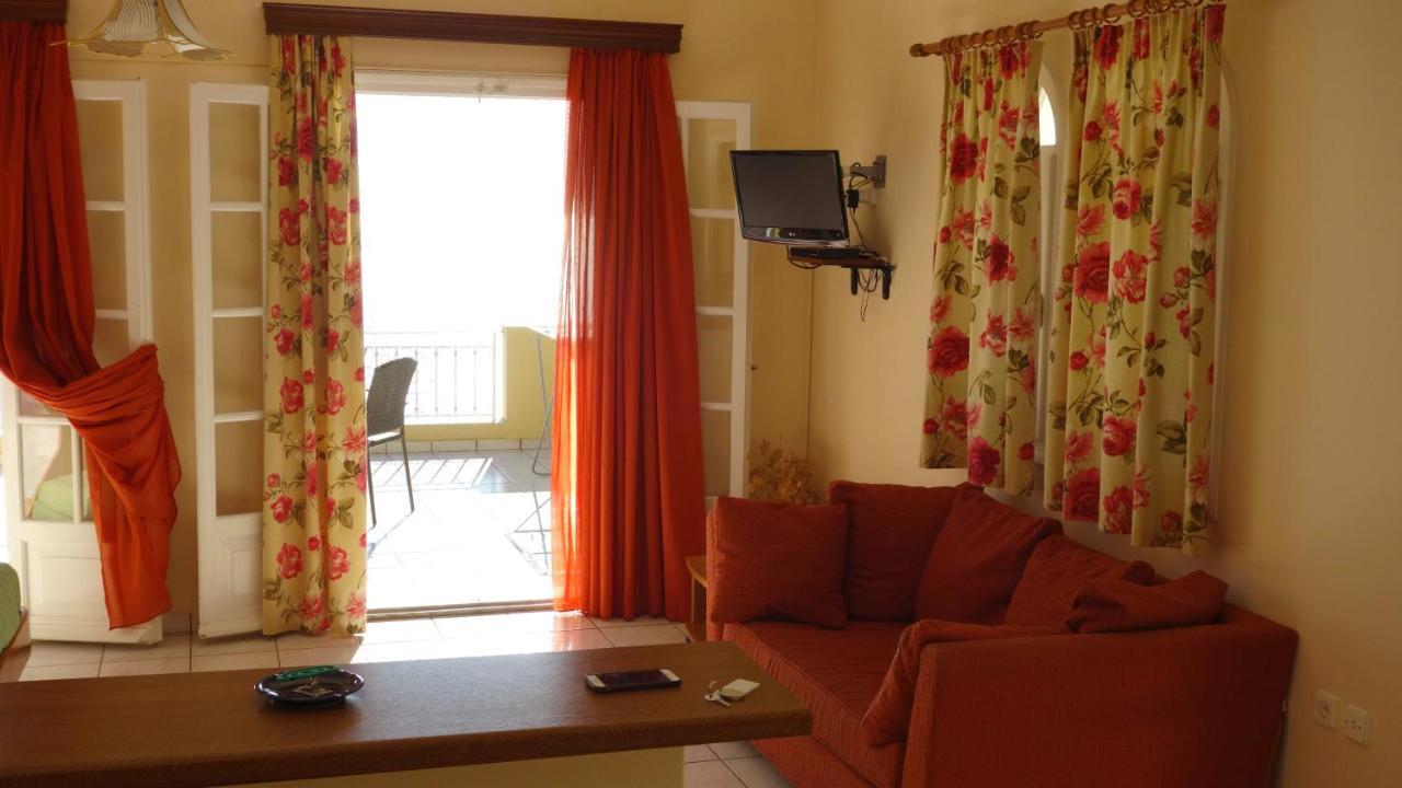 Natalia Apartment B With Panoramic Sea Views Of Agios Gordios Bay Exterior photo